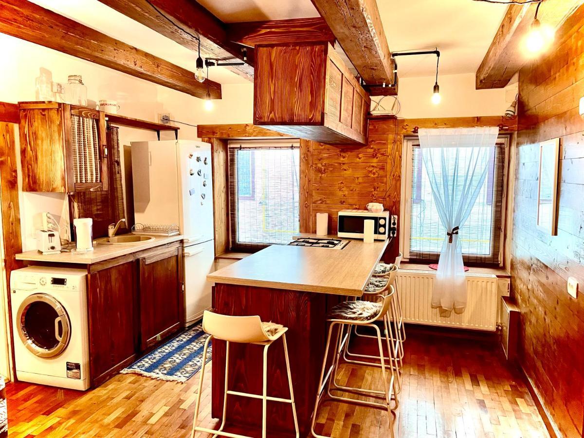 Апартаменты Apartament Rustic In Centrul Istoric Брашов Экстерьер фото